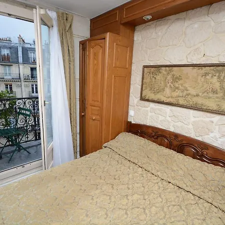 Familia Ξενοδοχείο 2*